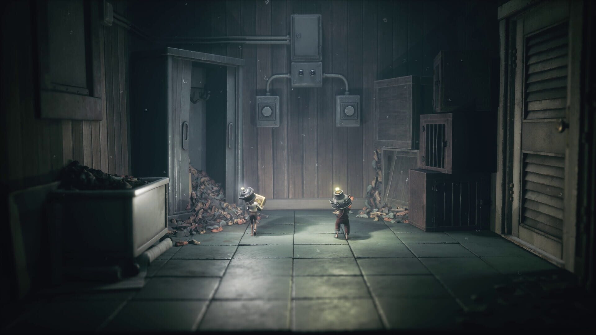 Screenshot for Little Nightmares III: The Backstage