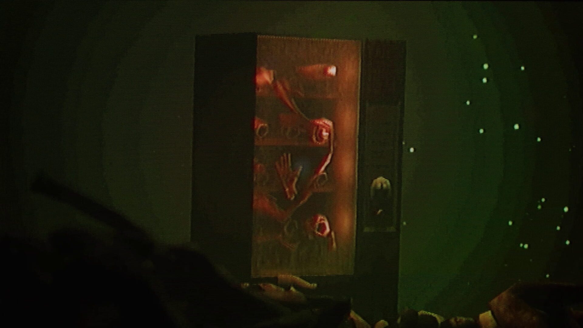 Screenshot for The Fridge is Red