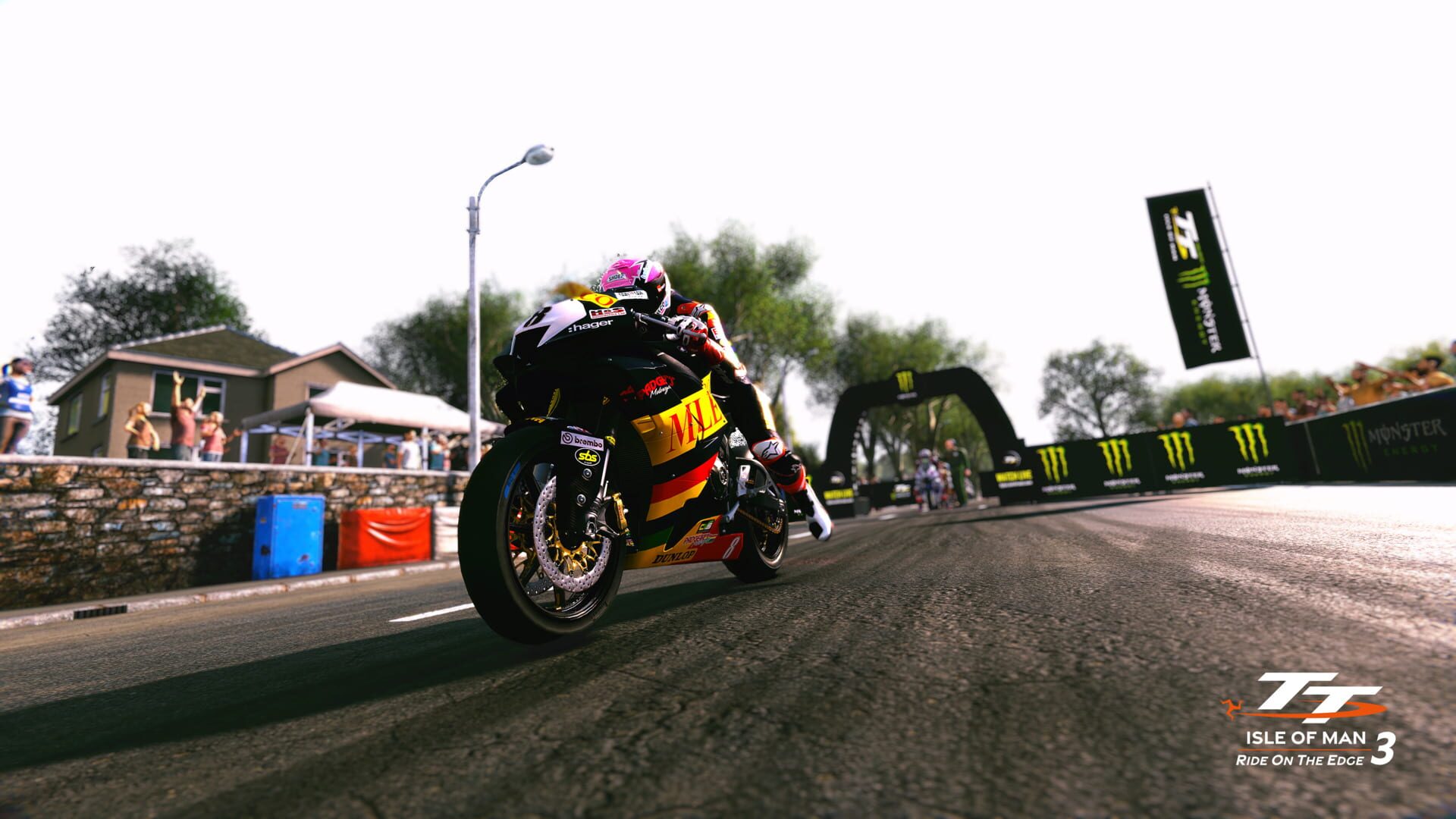Screenshot for TT Isle of Man: Ride on the Edge 3