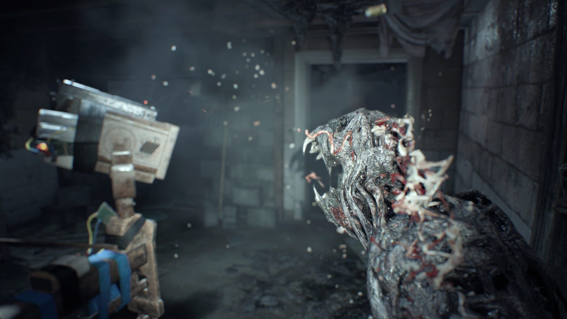 Screenshot for Resident Evil 7: Biohazard - Banned Footage Vol. 2