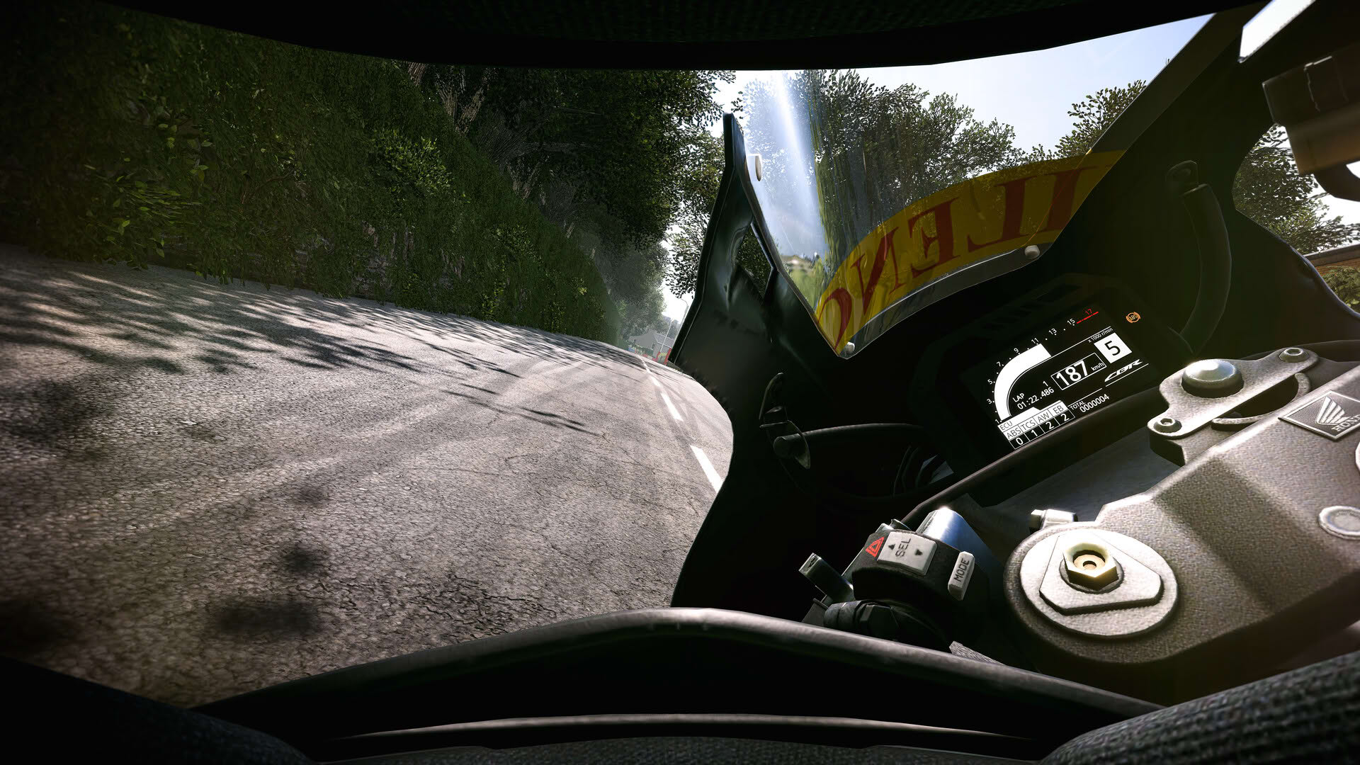 Screenshot for TT Isle of Man: Ride on the Edge 3