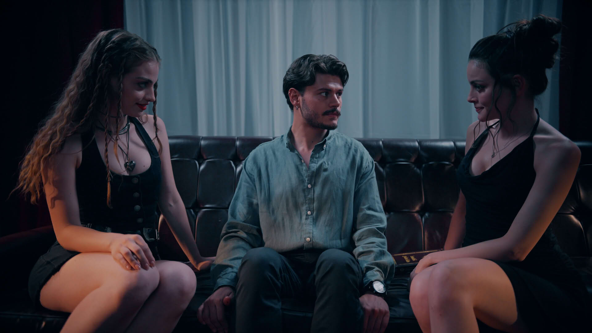 Screenshot for Love: Fall in Death
